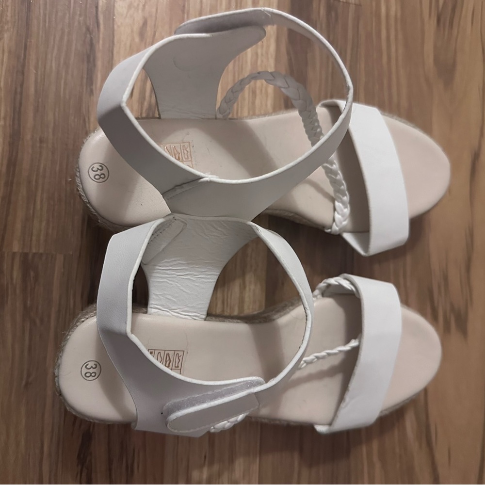 White and tan sandals size 7